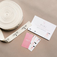 Cargar imagen en el visor de la galería, Kit: listón de algodón + tags + tarjetas