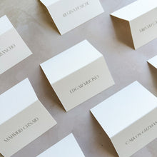 Cargar imagen en el visor de la galería, Personalizadores / name tags tipo A
