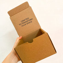Cargar imagen en el visor de la galería, Caja envío 12 x 12 x 8 cm

